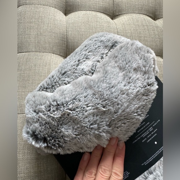 UGG Faux Fur Body Pillow Cover - NEW - Picture 8 of 8